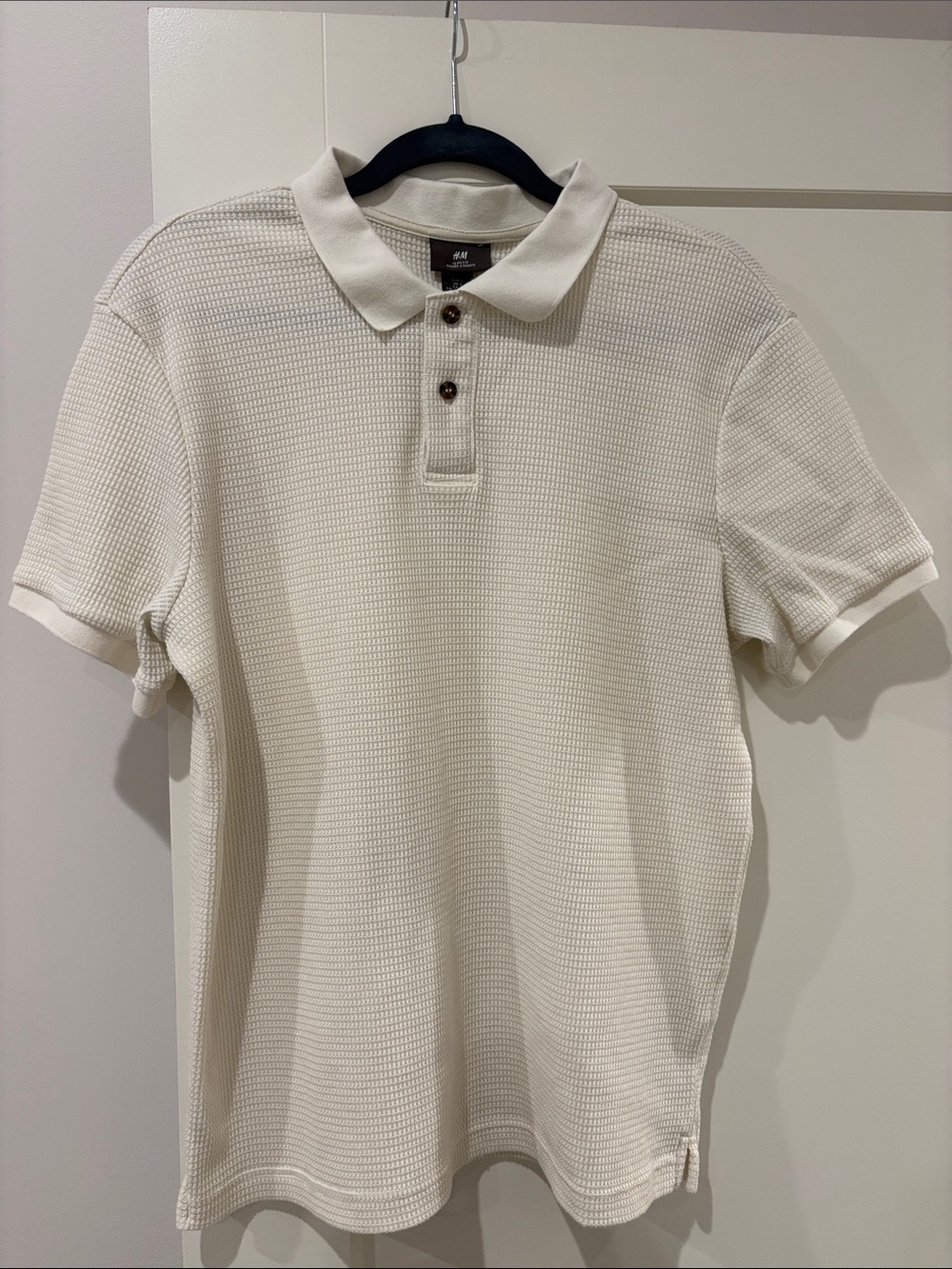 H&M Men's Cream slim-fit waffle-knit polo shirt